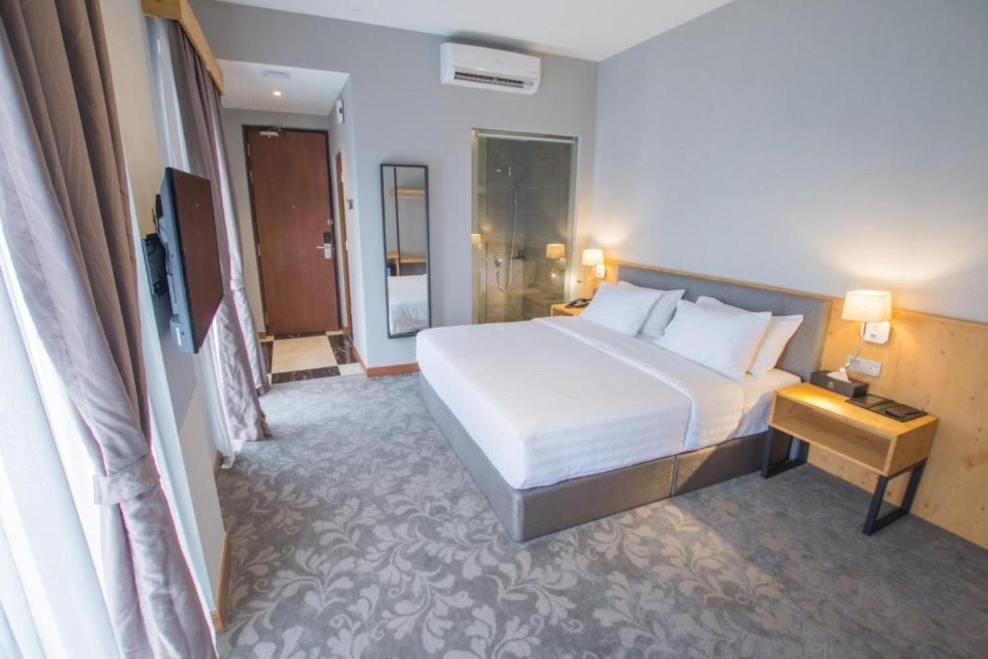 Redpine Boutique Hotel Skudai Exterior foto